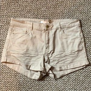 H&M shorts.🍁